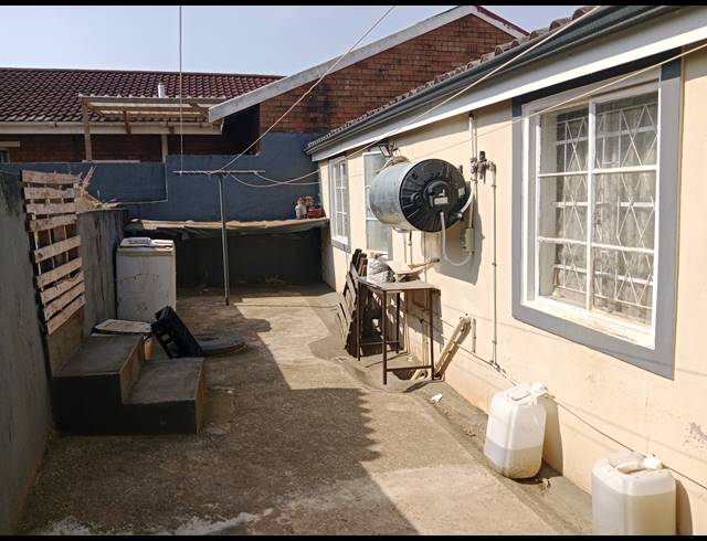 2 BEDROOM HOUSE FOR SALE IN NORTHDALE